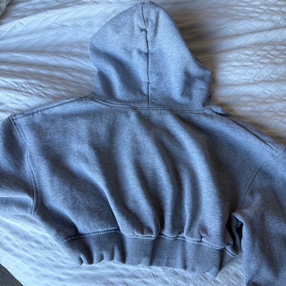 For love and lemons Josie crop gray hoodie - Picture 7 of 8